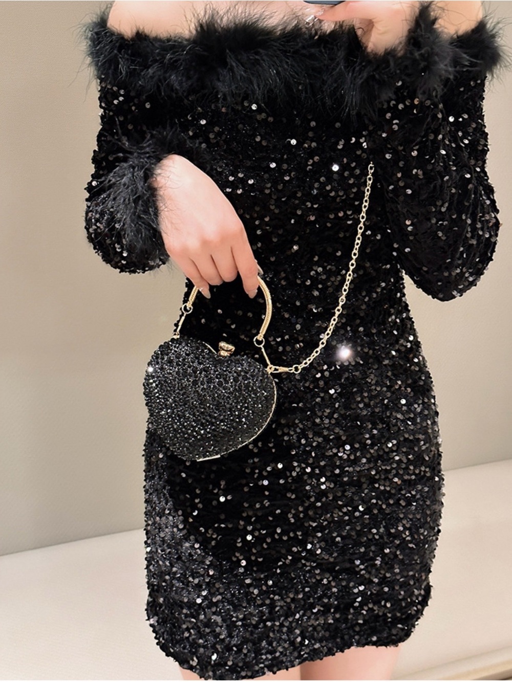 Black Crystal Heart Clutch Purse Gold Handle Formal Evening Bag Womens NEW - Picture 10 of 13